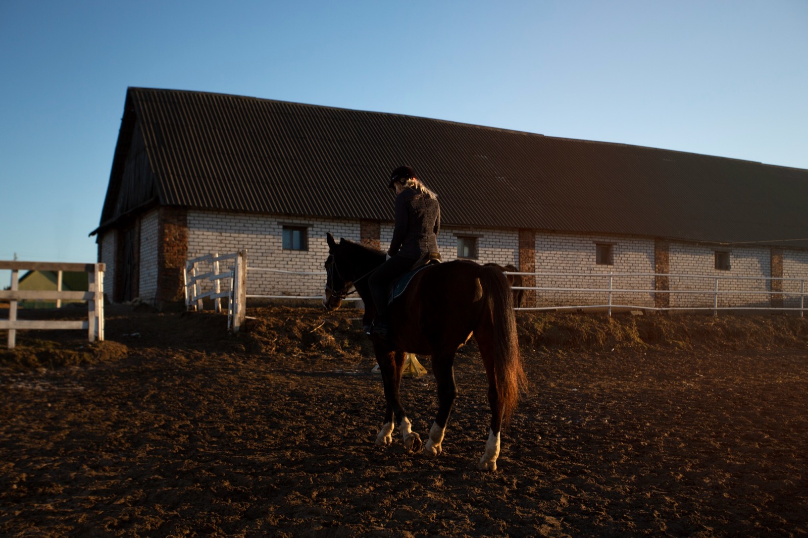 Stable yard with shared facilities